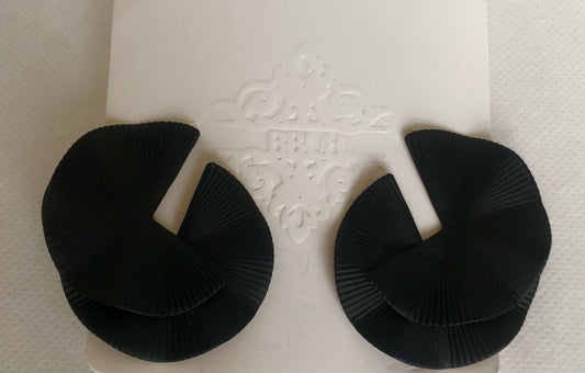 Elegant Black Frill Earrings